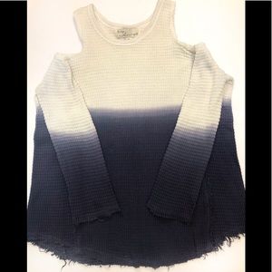 Vintage Havana cold shoulder top medium